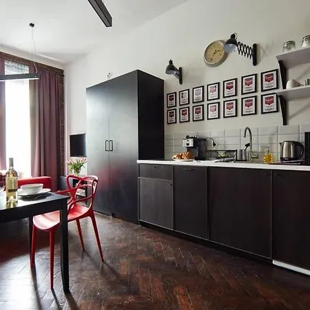 Unique Brick 1 - Old Town & Market Square